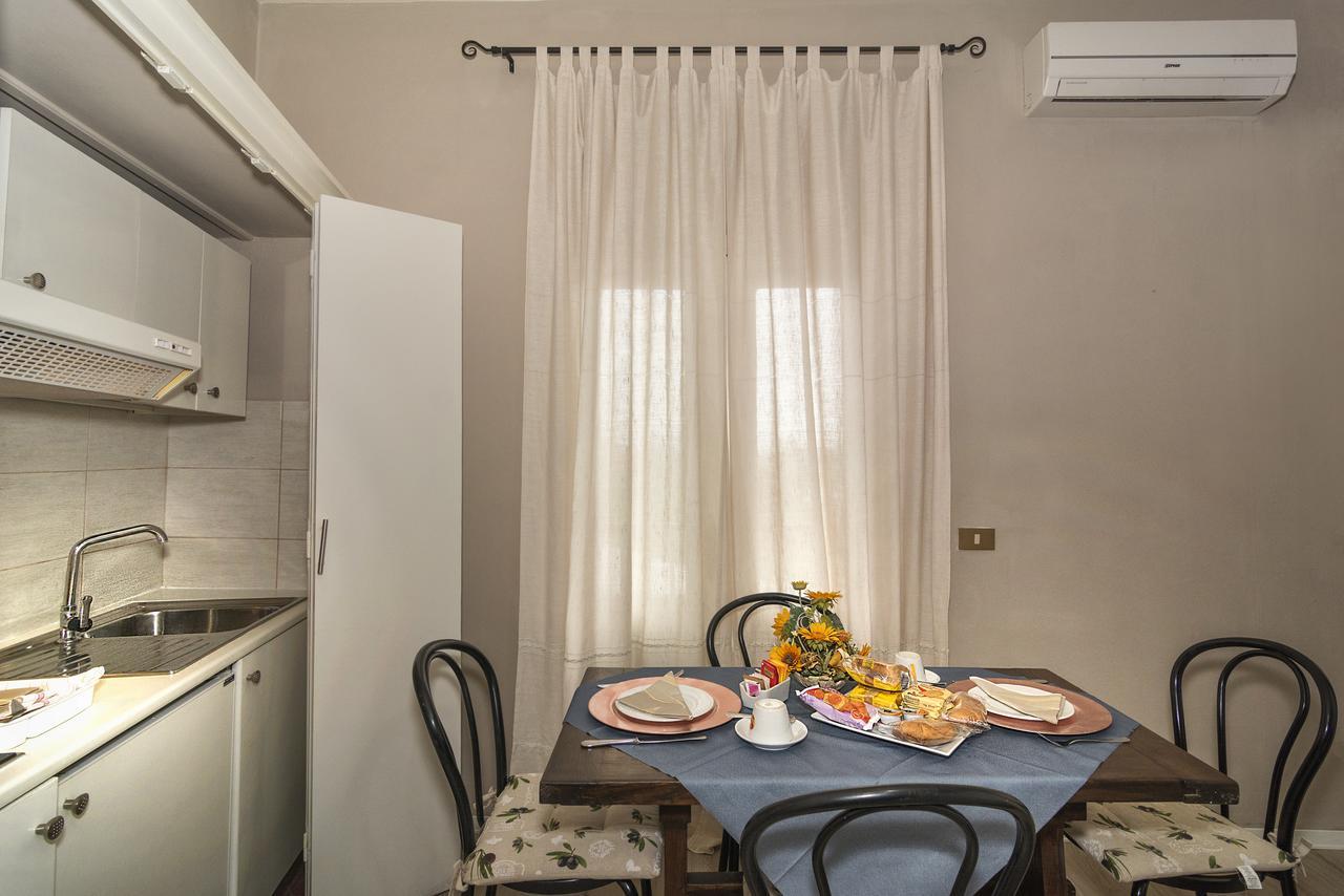 Tuscan Sun Holiday Apartments Лукка Екстер'єр фото
